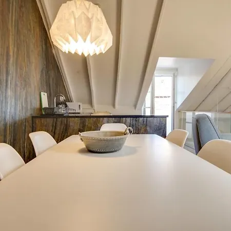 Cosy Modern 1 Bedroom In Central Apartment *