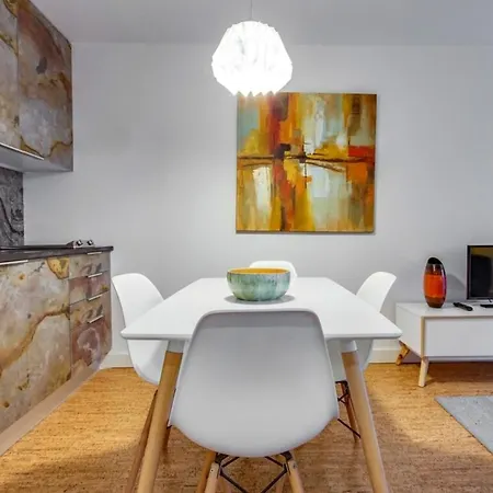 Cosy Modern 1 Bedroom In Central Apartment Lisbon